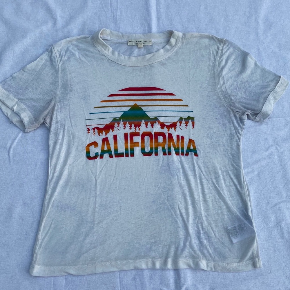 California T-shirt - Urban Outfitters